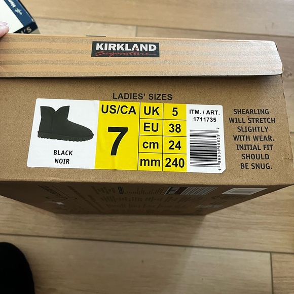 Kirkland Black Shearling Scalloped Edge Boot Size 7 - Picture 12 of 15